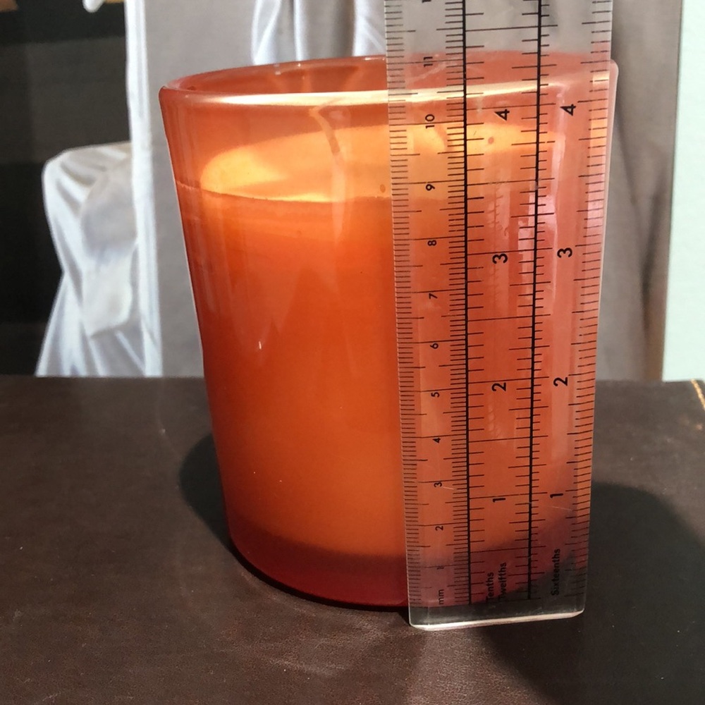 Home Goods 4” soy blend candle, glass holder. Orange glass, citrus scent. New! - Picture 2 of 4
